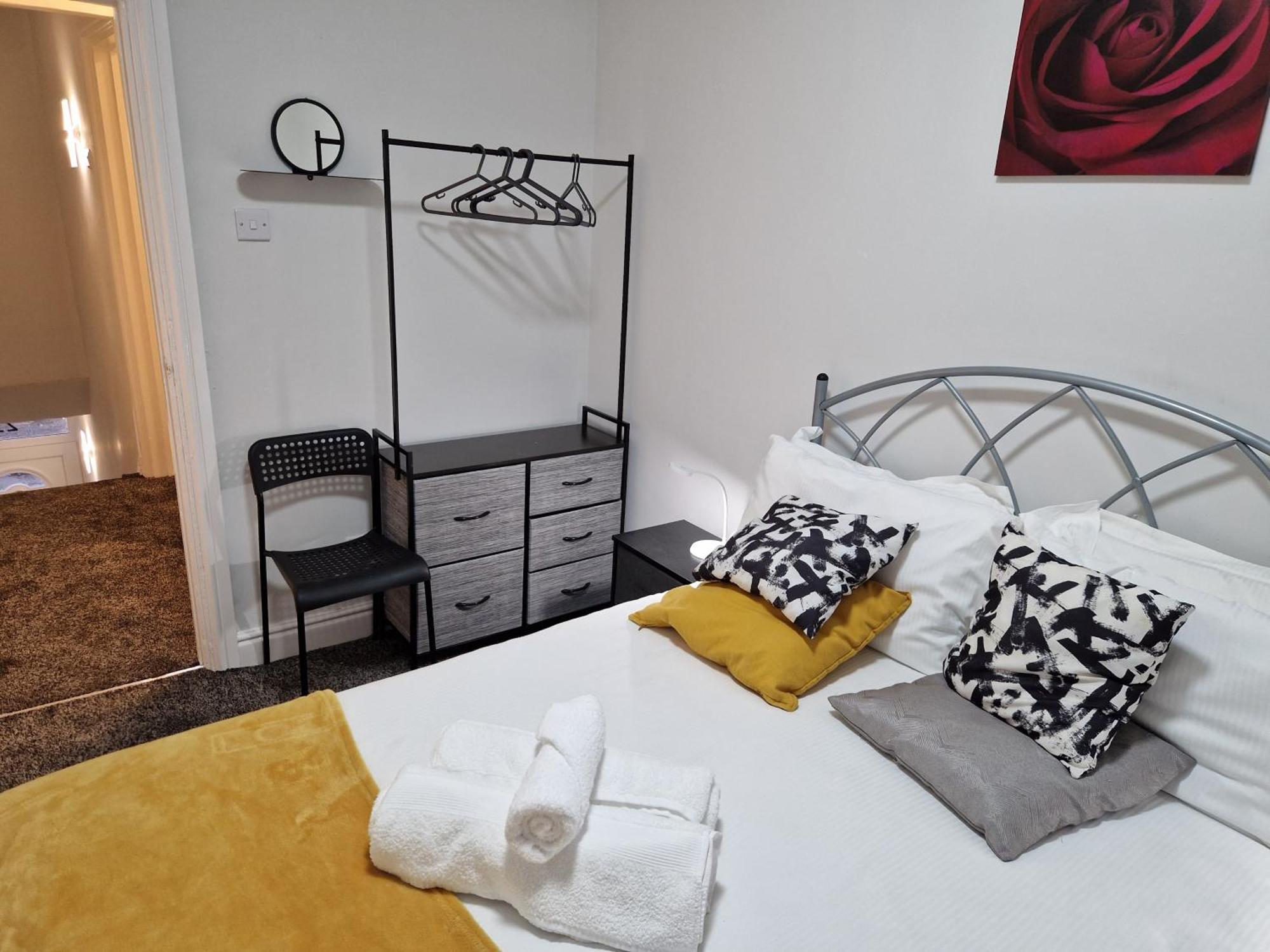 Birtley'S Diamond 3 Bed Apt, Sleeps 6 Guests Birtley  Extérieur photo