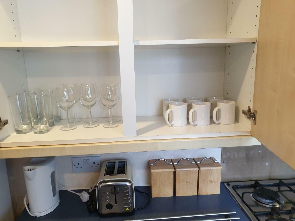 Birtley'S Diamond 3 Bed Apt, Sleeps 6 Guests Birtley  Extérieur photo